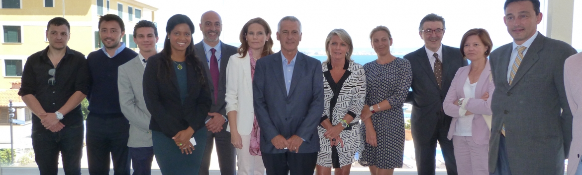 El presidente de Juaneda, el Dr. Juan Alguersuari participa del encuentro de Joves empresaris de Balears