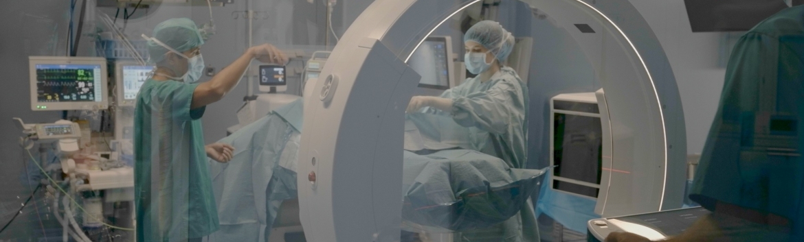 El sistema Brainlab permite intervenciones mínimamente invasivas y rápida recuperación a pacientes complejos con múltiples cirugías previas Juaneda