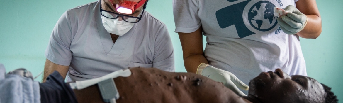 La Fundació SOM vuelve a Gambia, de la mano de Juaneda Hospitales, este año con la incorporación de un cirujano maxilofacial Juaneda