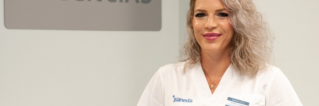 Yolanda Lozano, la enfermera que más sabe en Juaneda Hospitales a la hora de pinchar y colocar vías en casos complejos Juaneda