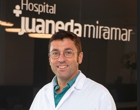 «Llevar en verano un calzado adecuado y no demasiado plano evitará muchos casos de fascitis plantar a partir de septiembre» Juaneda