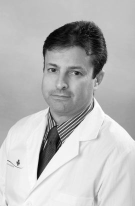 Dr.  David Suárez Peralta