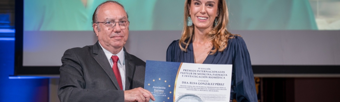 La neurocirujana Elsa González, galardonada por la AEDEEC por su trayectoria de excelencia y liderazgo en cirugía de columna Juaneda