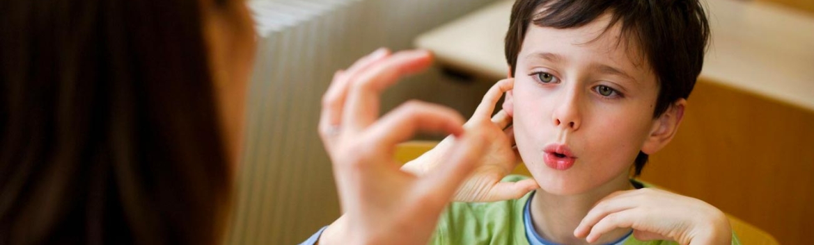 Signs that it's time to see a speech therapist Juaneda