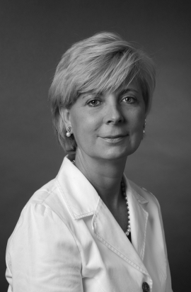 Dr.  Esther Lliró Blasco Juaneda