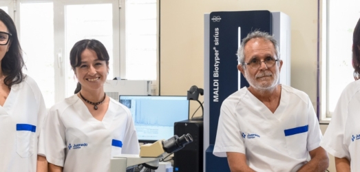 Juaneda Hospitales reduce de días a minutos la identificación de bacterias y hongos, para personalizar cada tratamiento Juaneda