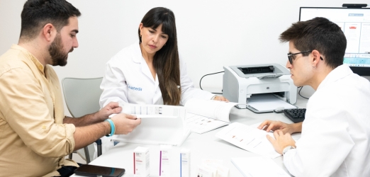 «El peeling mejora la textura de la piel y las irregularidades en la pigmentación y como médicos dermatólogos podemos usarlo además para tratar algunas patologías» Juaneda