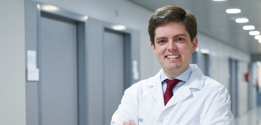 Dr. Federico Carabot, anestesista de Juaneda Hospitales: «No sería extraño, en un par de años, ver sobredosis de fentanilo ilícito entre el turismo de desenfreno en Baleares» Juaneda