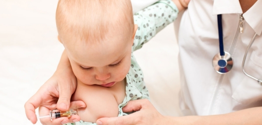 The importance of adhering to the childhood vaccination calendar  Juaneda