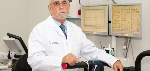 Juaneda Hospitales ofrece rehabilitación cardíaca con ejercicio físico monitorizado e individual, en un entorno hospitalario y con presencia médica, para reducir el riesgo de padecer nuevos infartos  Juaneda