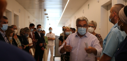 El sector turístico visita el nuevo Hospital Juaneda Ciutadella, clave en la atención sanitaria a los visitantes que en verano triplican la población de la isla de Menorca Juaneda