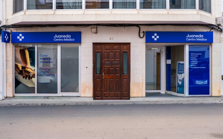 Consultorio de Medicina General que comparte espacio con consultas de las principales especialidades médicas. 